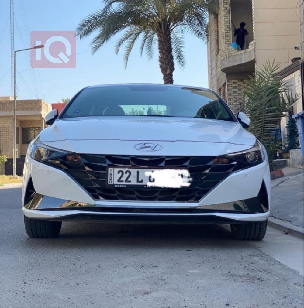 هیوندای ئەلەنترا